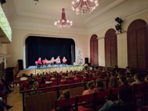 Hudební pohádka pro žáky 1.stupně v&nbsp;KND