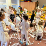 Prvňáčci na návštěvě v MŠ